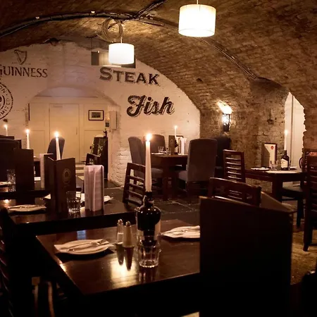 Harry Clarke Mews At The Castle دبلن