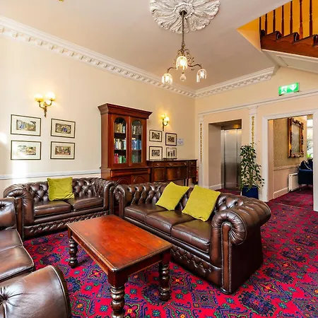 Harry Clarke Mews At The Castle *