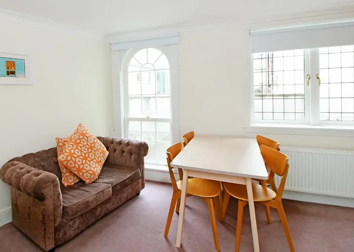 Harry Clarke Mews At The Castle 더블린